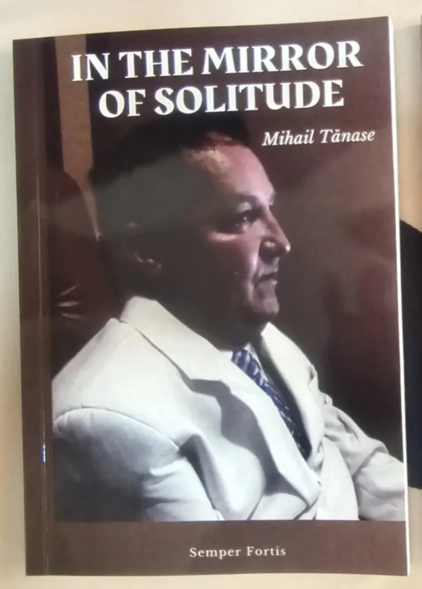 In the Mirror of Solitude